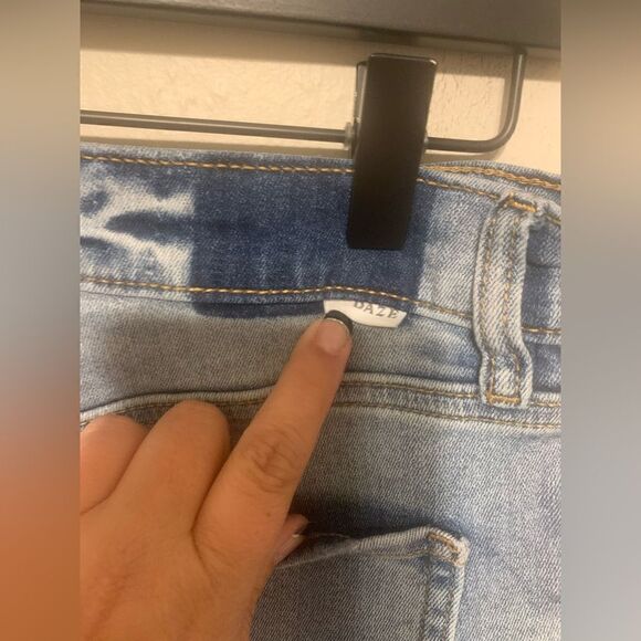 Daze distressed raw hem jeans size 29 - Picture 6 of 6